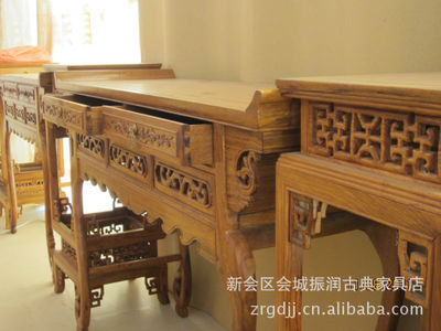 批發(fā)紅木家具/仿古實(shí)木家具/非洲黃花梨彎腳神臺(tái)3件套